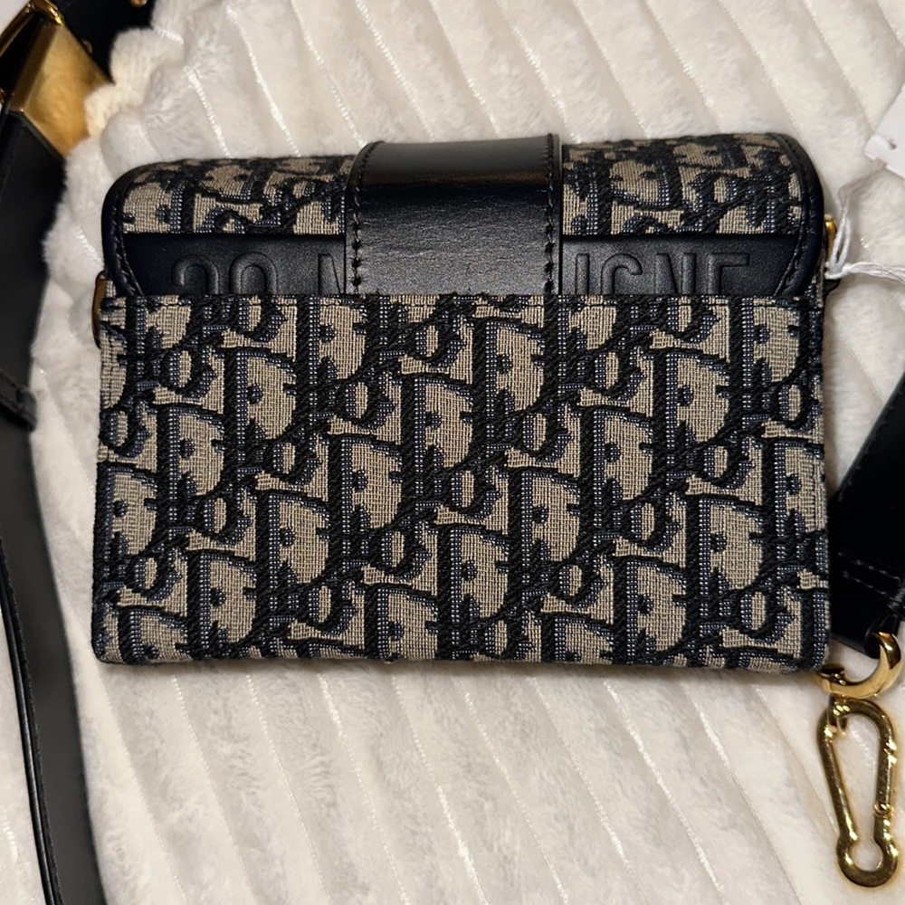 ❤️❤️HOST PICK❤️❤️ Christian Dior 30 Montaigne Box Bag - Picture 7 of 13
